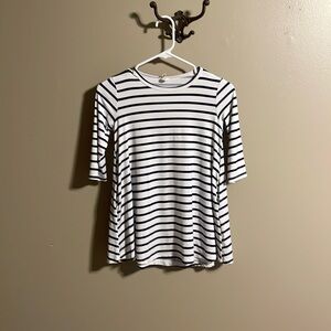 Bellamie striped A line top with side pockets 3/4 sleeves size small